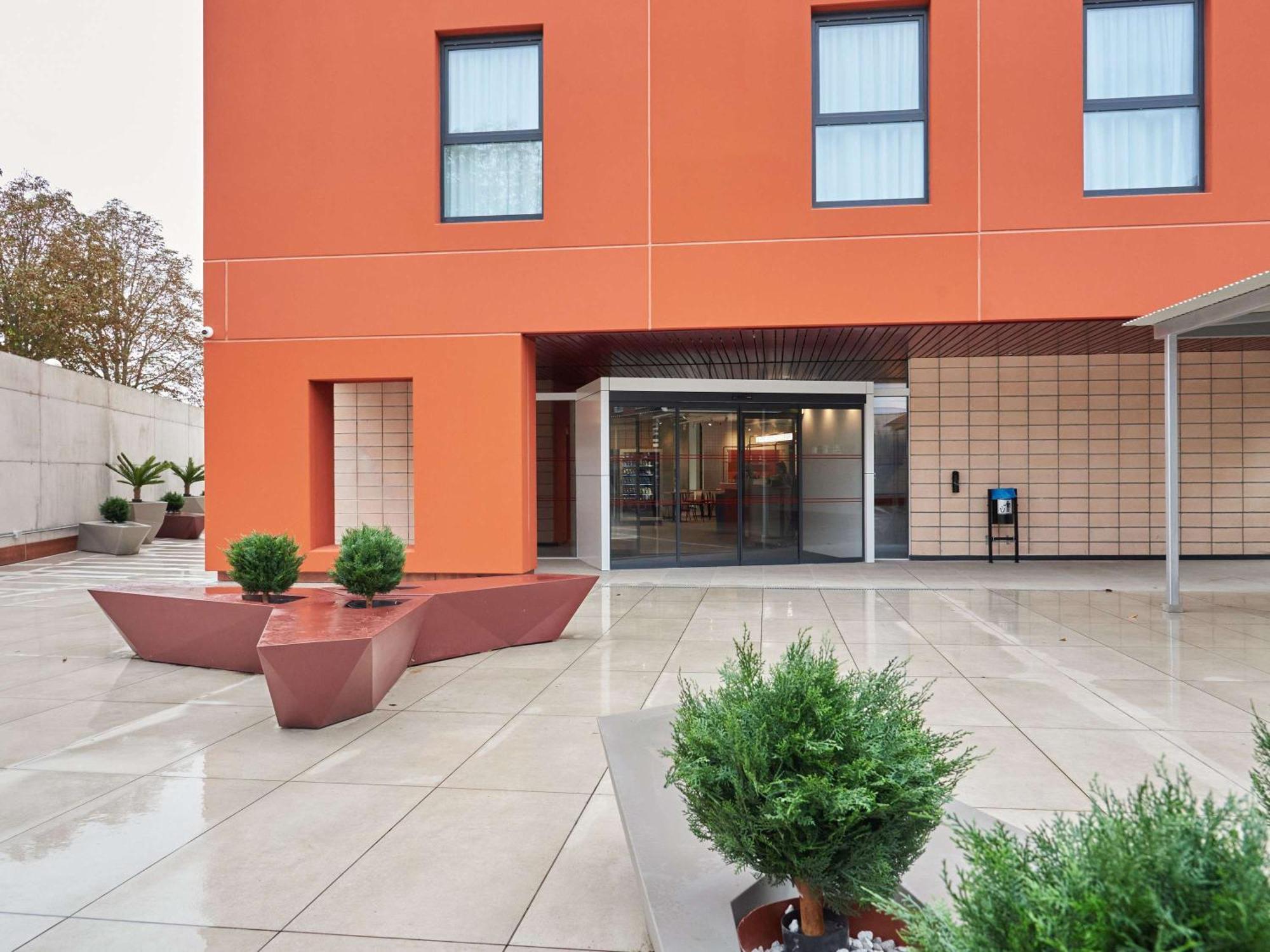 Ibis Budget Vitoria Gasteiz Buitenkant foto