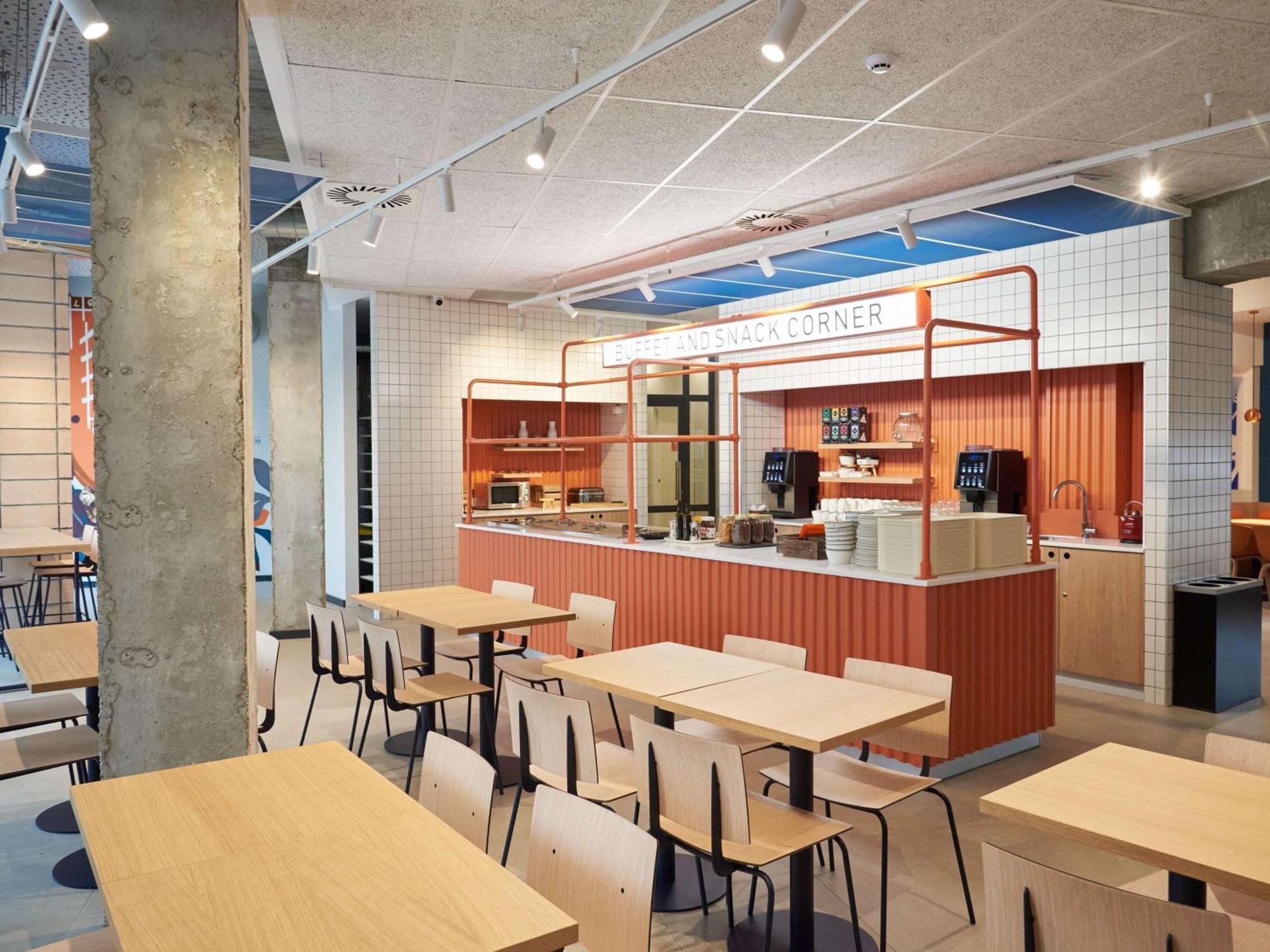 Ibis Budget Vitoria Gasteiz Buitenkant foto
