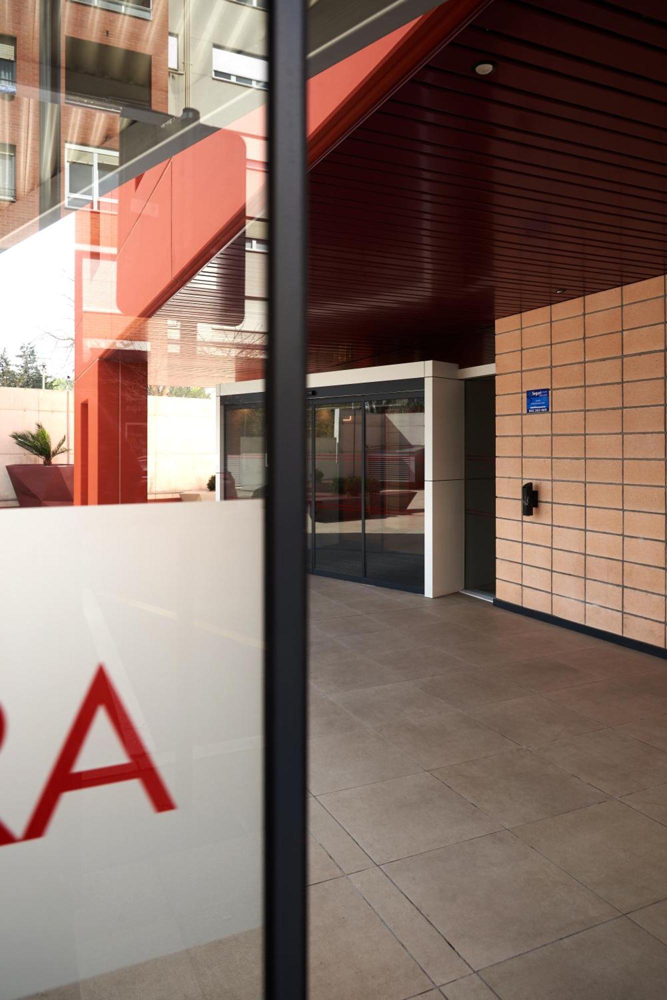 Ibis Budget Vitoria Gasteiz Buitenkant foto
